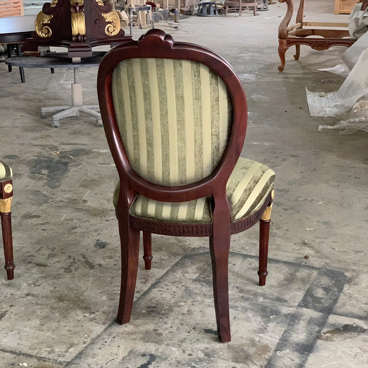 GHẾ ĂN CỔ ĐIỂN LOUIS KING CHAIR 16 BỌC VẢI